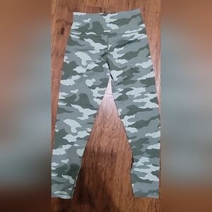 Aerie Green and White Camouflage Leggings